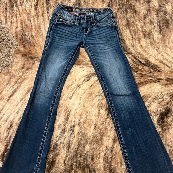 Women’s size 26 rock revivals boot cut - Picture 2 of 6